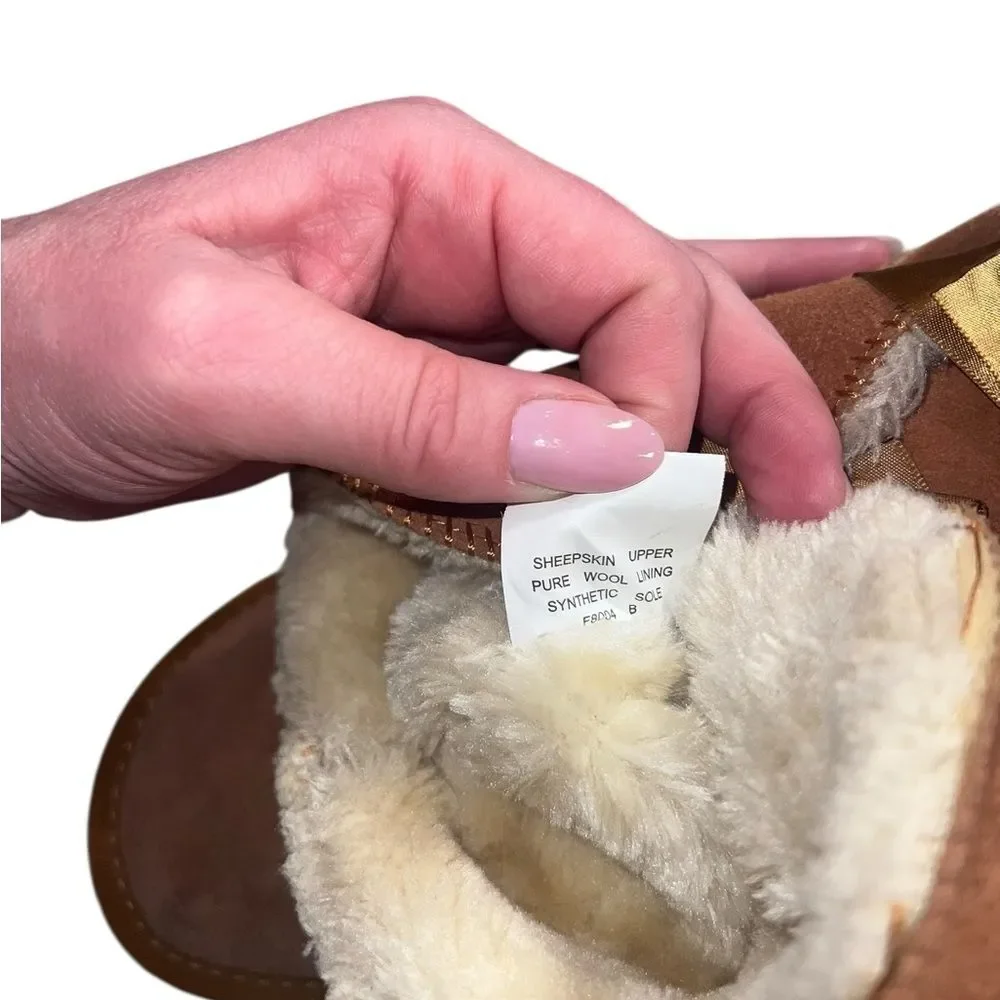 UGG Australia Bailey Bow Boots Womens 8 Sheepskin Suede Chestnut Mid Calf